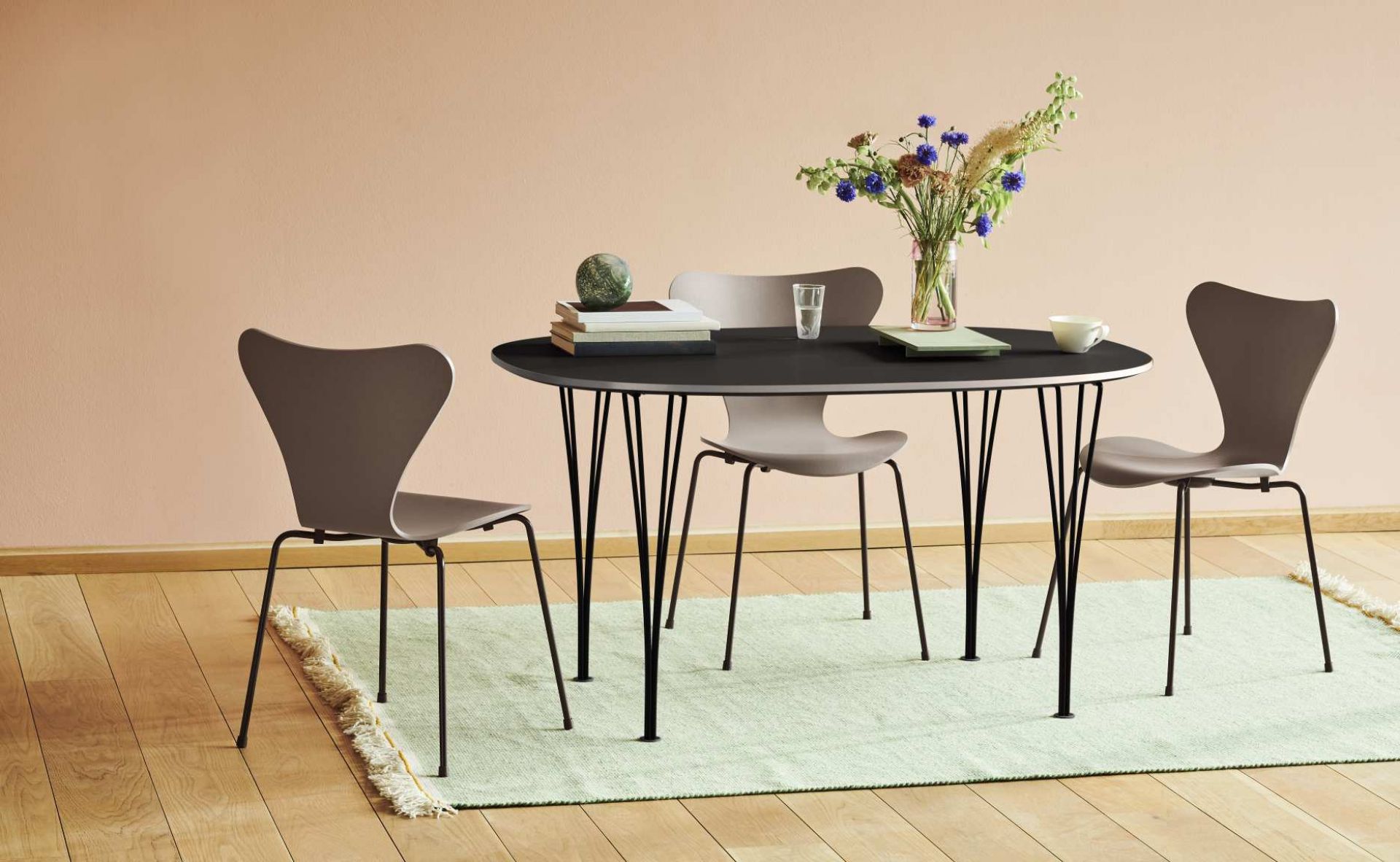 Fritz cheap hansen table